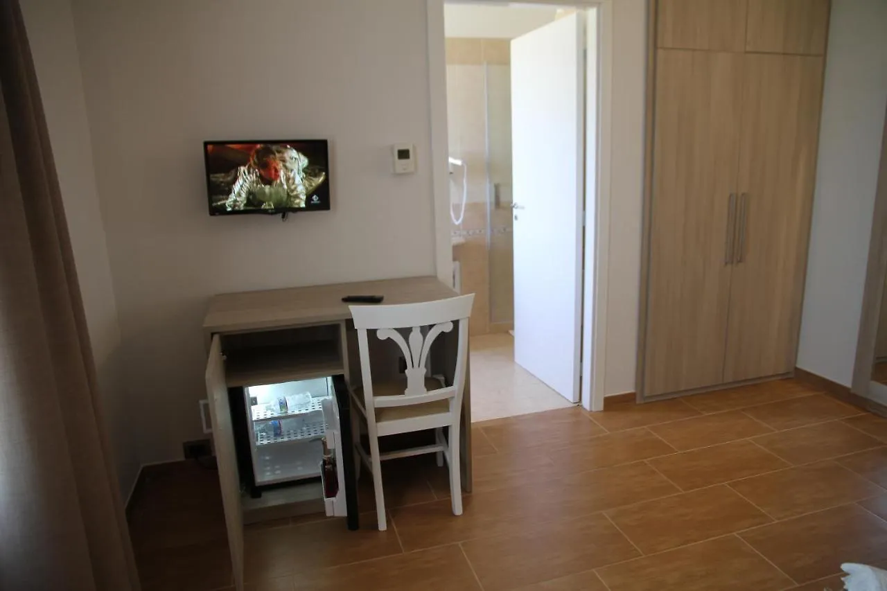 *** Hotel Monte San Giovanni-Nebrodi Rooms San Marco d'Alunzio Italy