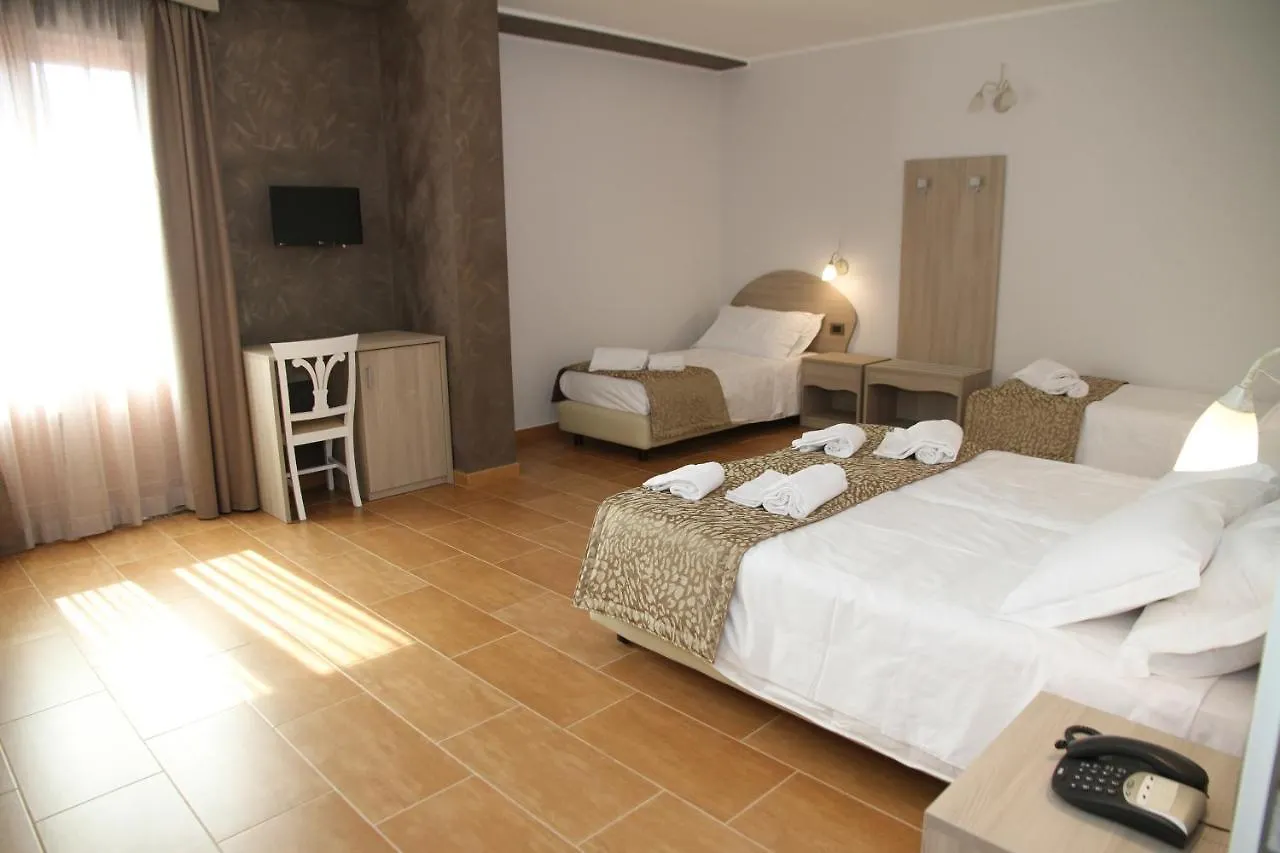 Monte San Giovanni-Nebrodi Rooms San Marco d'Alunzio Otel