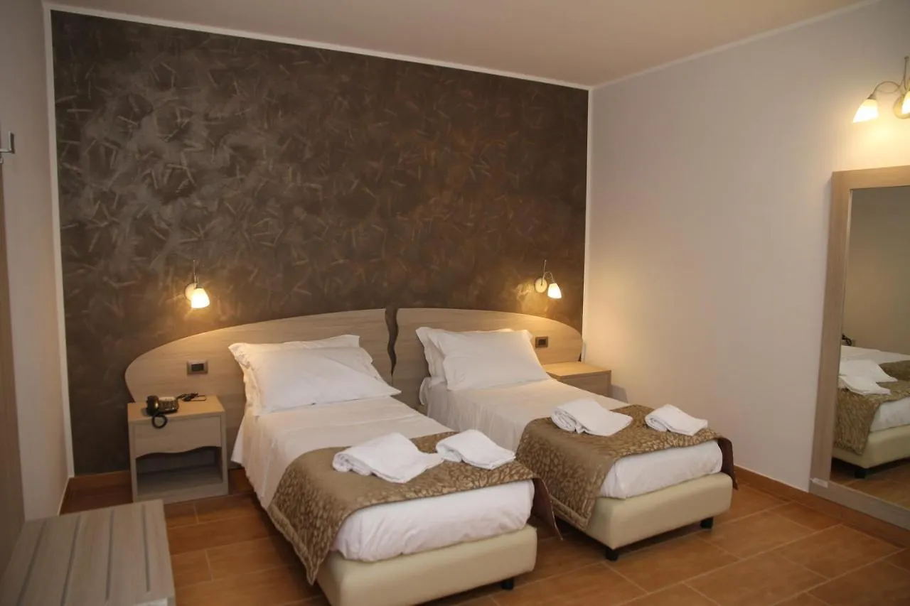 Monte San Giovanni-Nebrodi Rooms San Marco d'Alunzio Hotel